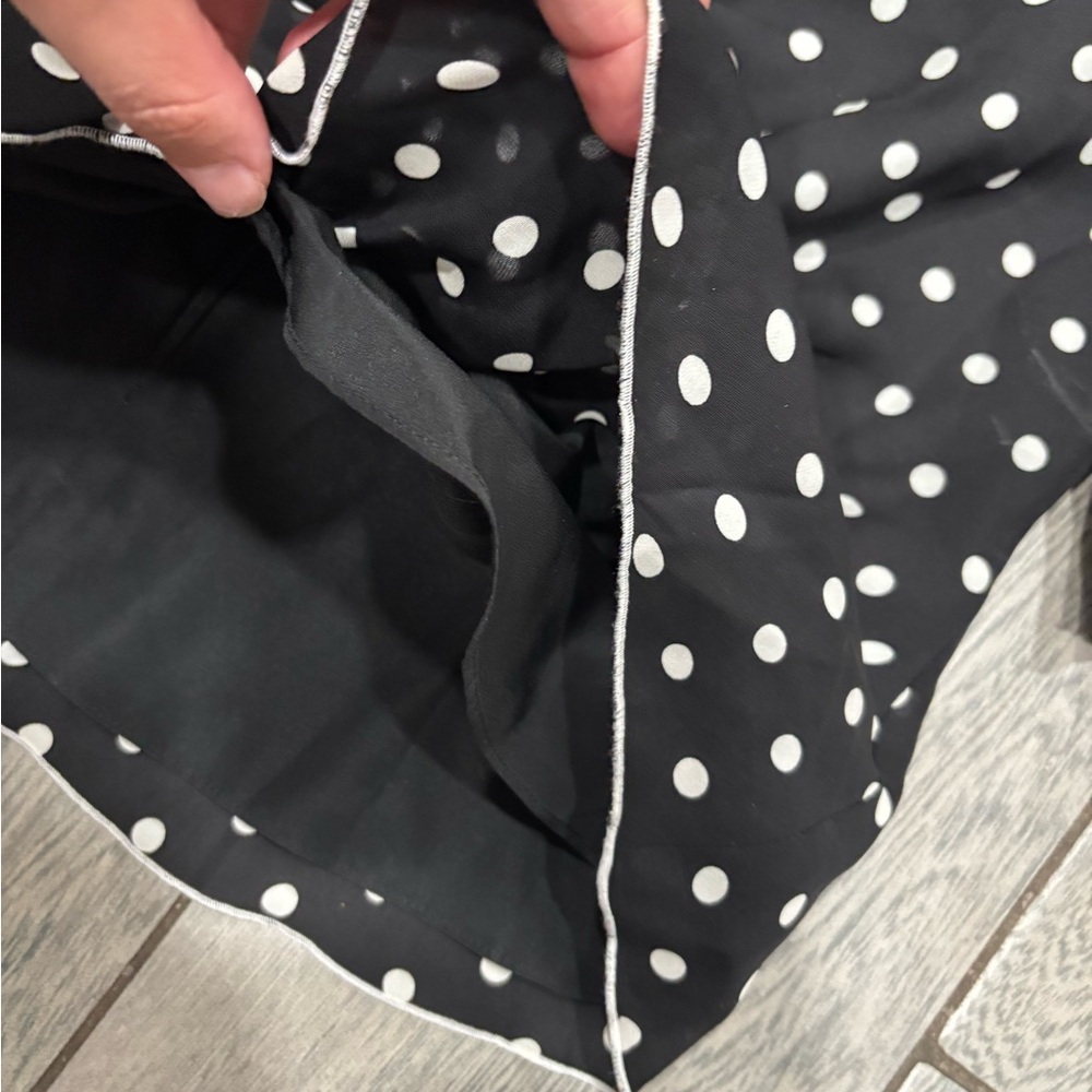 Cinq A Sept Kimberly Dot-Print Ruched Short-Sleeve Top Size Large 100% Silk - Picture 7 of 10